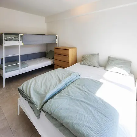 2 Bedroom Lovely In *